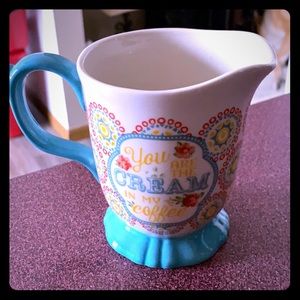 Pioneer Woman coffee creamer dish
